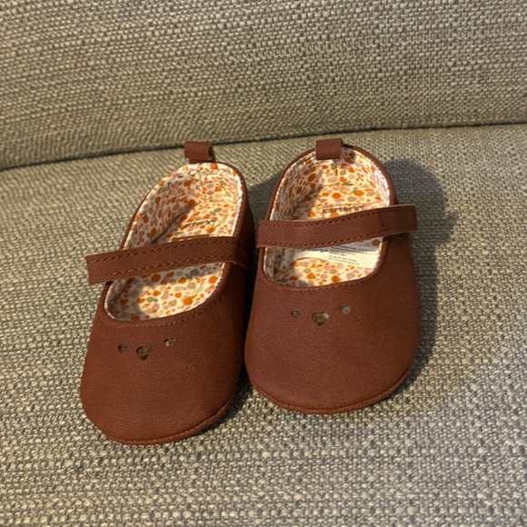 Stylish Carter’s Kids Shoes Set - Pink, White, and Brown - Picture 5 of 7